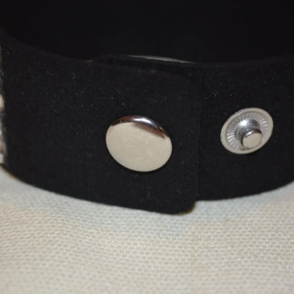 PAPARAZZI Rhinestones like Suede Adjustable 2 Snaps Bracelet Girls 14 y.o. & Up